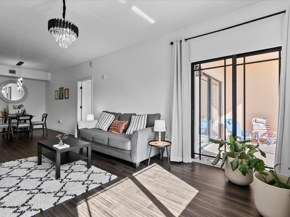 2808 Amalei Drive 202, Palm Beach Gardens FL 33410