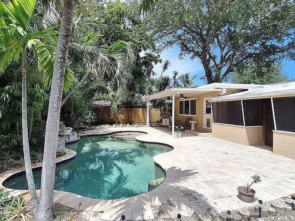 1497 SW 29th Ter, Fort Lauderdale FL 33312