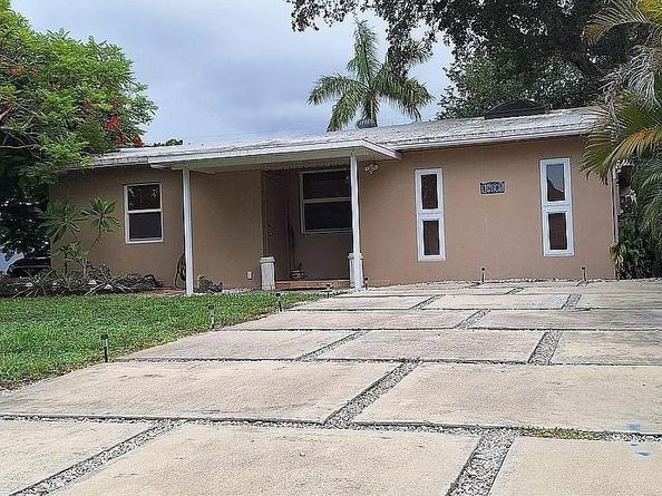 1497 SW 29th Ter, Fort Lauderdale FL 33312