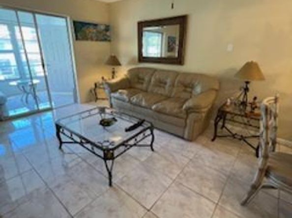 5681 SW 2nd Court SW 204, Margate FL 33068