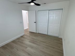 8971 NW 8th St, Pembroke Pines FL 33024