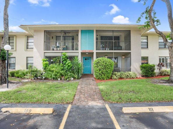 9810 Pineapple Tree Drive 111, Boynton Beach FL 33436