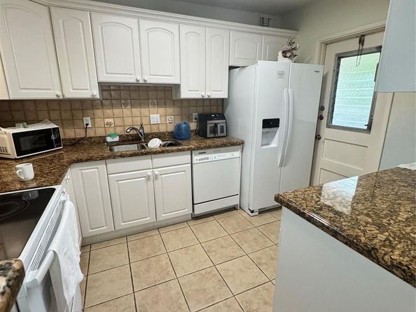 2850 N Palm Aire Drive 207, Pompano Beach FL 33069