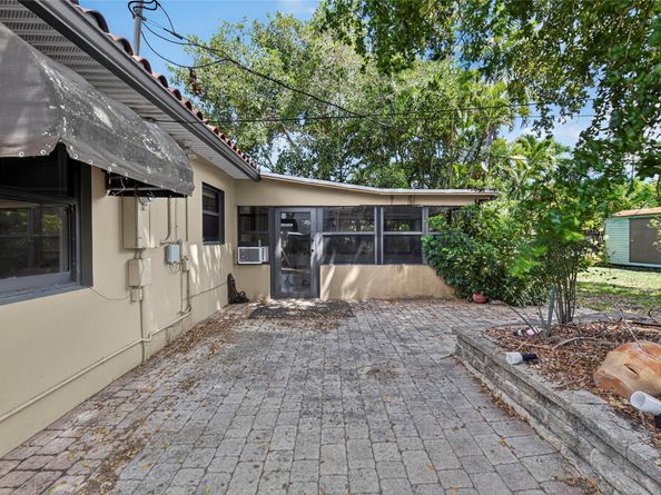 1708 NE 16th Ave, Fort Lauderdale FL 33305