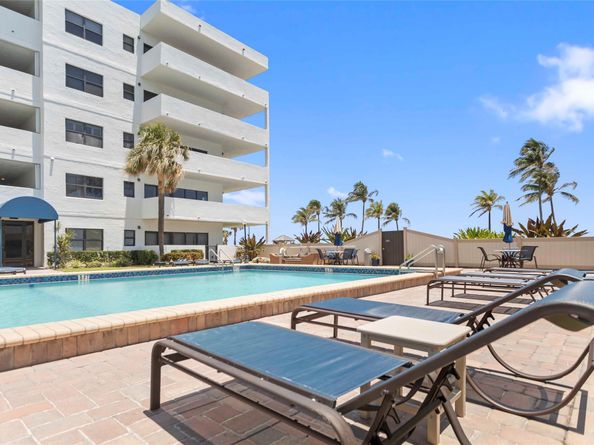 330 SE 20 Ave 421, Deerfield Beach FL 33441