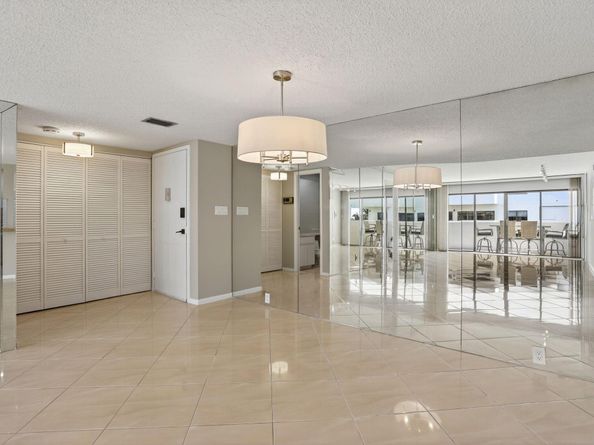330 SE 20 Ave 421, Deerfield Beach FL 33441