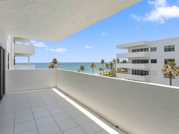 330 SE 20 Ave 421, Deerfield Beach FL 33441