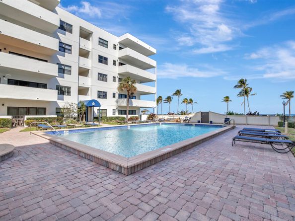 330 SE 20 Ave 421, Deerfield Beach FL 33441