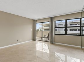 330 SE 20 Ave 421, Deerfield Beach FL 33441