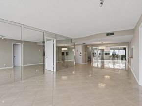 330 SE 20 Ave 421, Deerfield Beach FL 33441