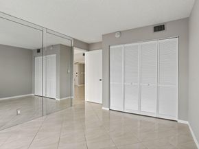 330 SE 20 Ave 421, Deerfield Beach FL 33441