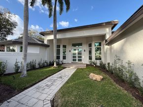 2523 Montclaire Circle, Weston FL 33327