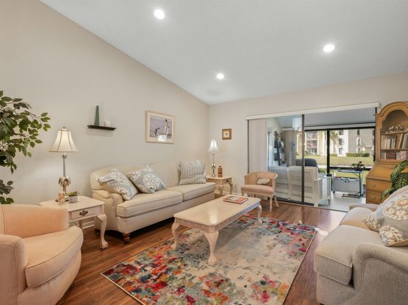 816 Sky Pine Way F, Greenacres FL 33415