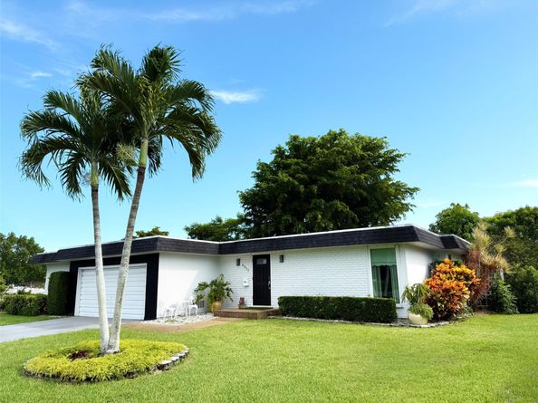 6317 Brookwood Blvd, Tamarac FL 33321