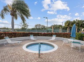 103 Harbour Pointe Way, Greenacres FL 33413
