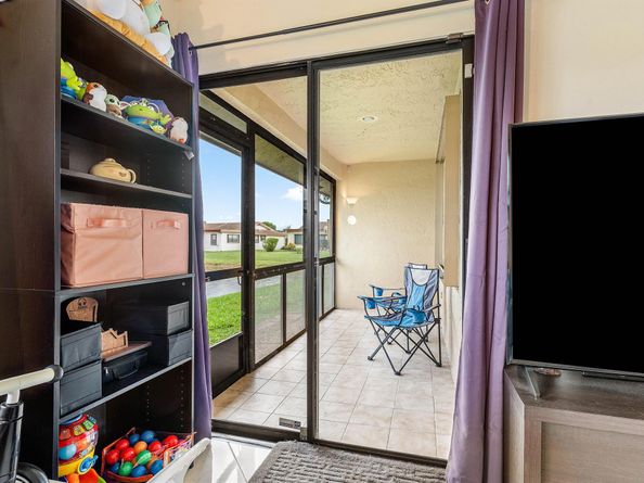 7614 NW 99th Avenue, Tamarac FL 33321