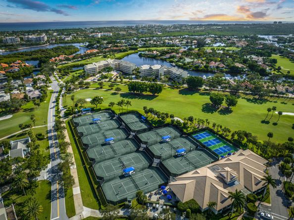 16910 Bay Street E204, Jupiter FL 33477