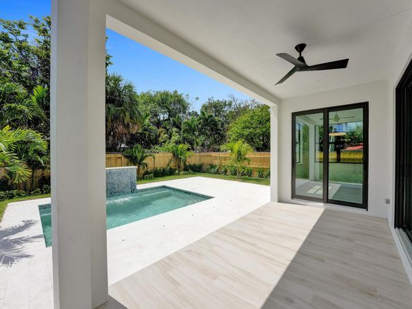 130 E Hart Street, Lantana FL 33462