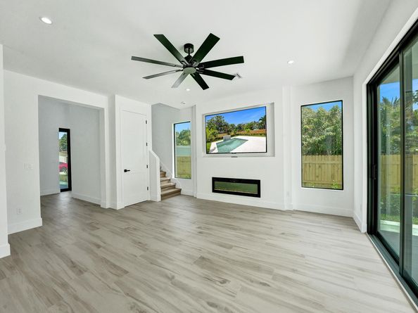 130 E Hart Street, Lantana FL 33462