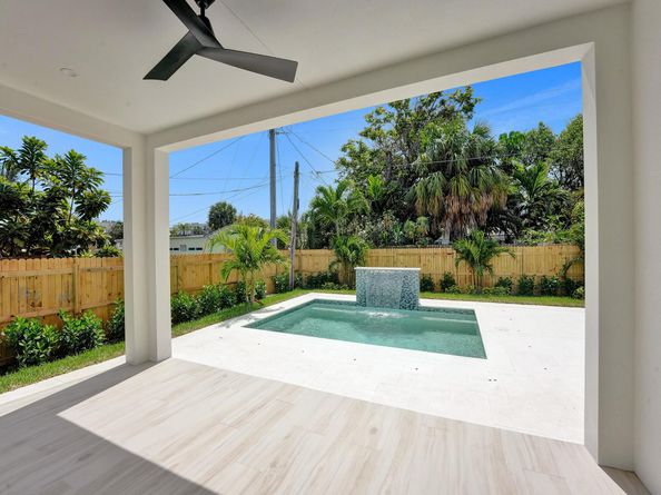 130 E Hart Street, Lantana FL 33462
