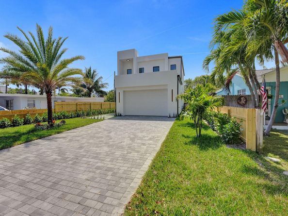 130 E Hart Street, Lantana FL 33462