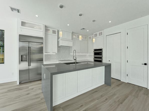 130 E Hart Street, Lantana FL 33462