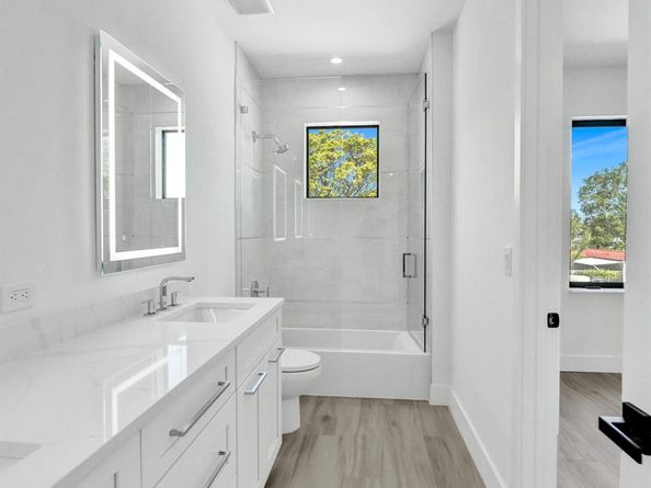 130 E Hart Street, Lantana FL 33462