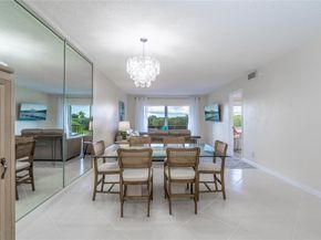 9411 N Hollybrook Lake Dr 309, Pembroke Pines FL 33025
