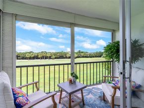 9411 N Hollybrook Lake Dr 310, Pembroke Pines FL 33025