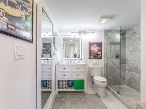 9411 N Hollybrook Lake Dr 310, Pembroke Pines FL 33025
