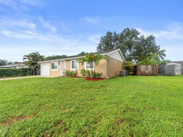 1357 Ryan Lane, Royal Palm Beach FL 33411