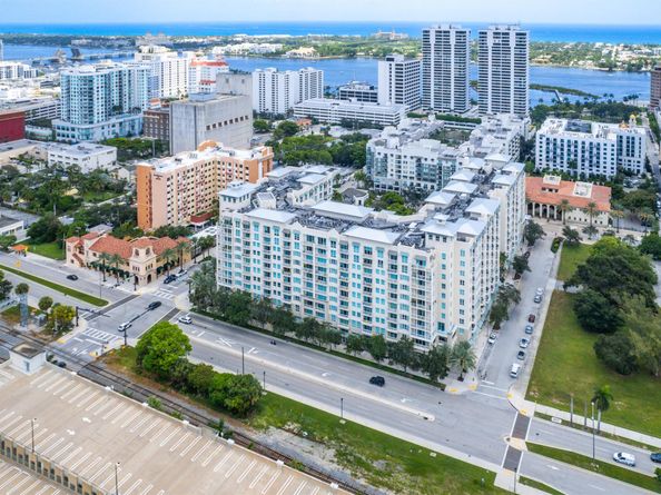 480 Hibiscus Street 1003, West Palm Beach FL 33401
