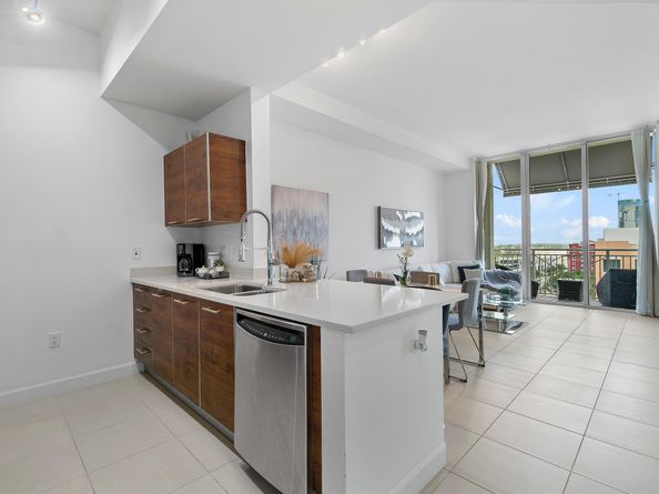 480 Hibiscus Street 1003, West Palm Beach FL 33401