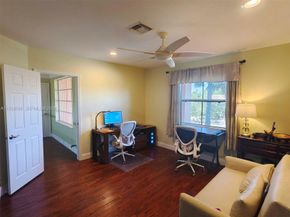 1035 Waterside Circle, Weston FL 33327