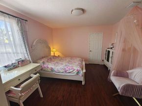 1035 Waterside Circle, Weston FL 33327