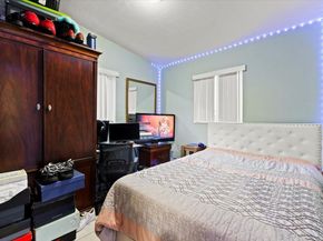 1770 NW 26th Avenue, Fort Lauderdale FL 33311