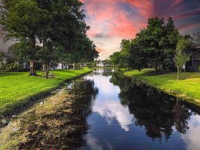 1084 NW 83rd Ave B63, Fort Lauderdale FL 33322