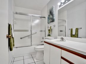 3373 Jog Park Drive, Greenacres FL 33467