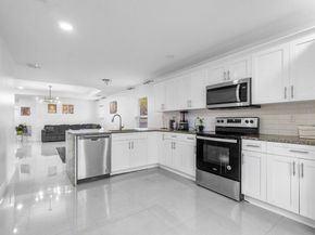 625 Forest Hill Boulevard, West Palm Beach FL 33405