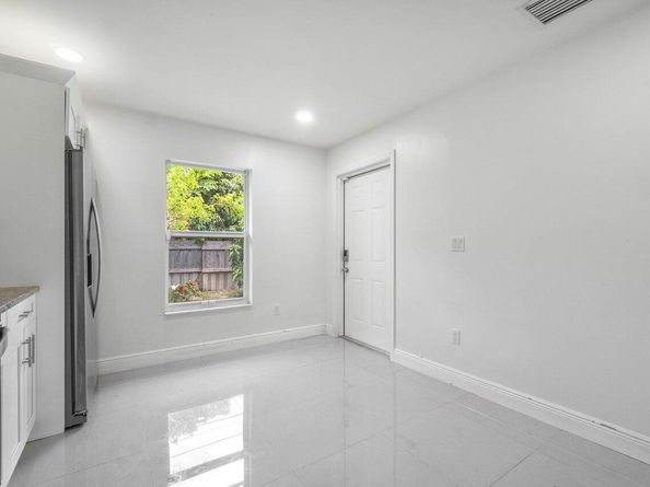 625 Forest Hill Boulevard, West Palm Beach FL 33405