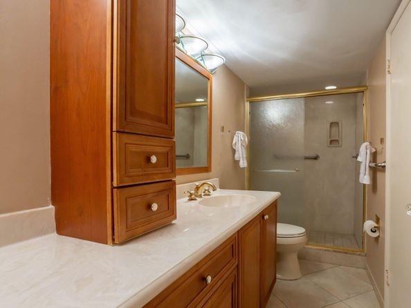 1051 Hillsboro Mile Ph4e, Hillsboro Beach FL 33062