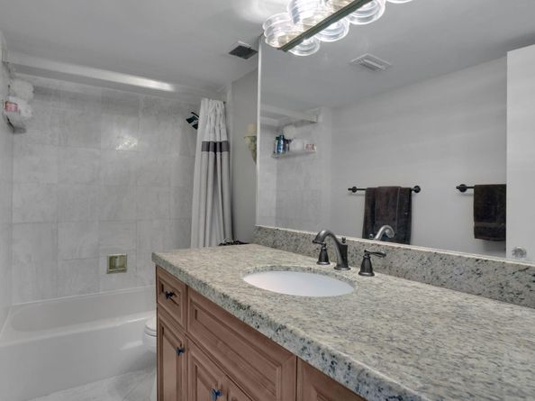 1051 Hillsboro Mile Ph4e, Hillsboro Beach FL 33062