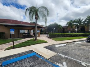 6013 10th Avenue N 208, Greenacres FL 33463