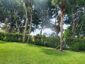 6013 10th Avenue N 208, Greenacres FL 33463