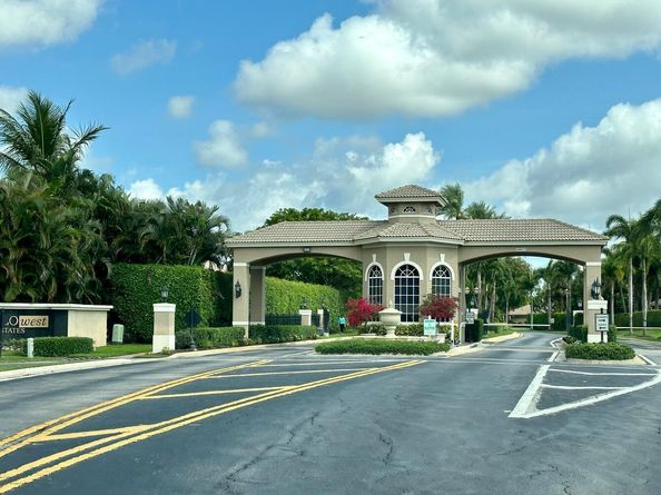 2022 Sunderland Avenue, Wellington FL 33414