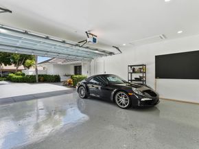 17 Surrey Road, Palm Beach Gardens FL 33418