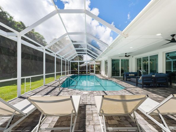 17 Surrey Road, Palm Beach Gardens FL 33418
