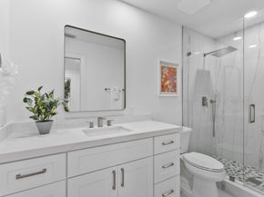 17 Surrey Road, Palm Beach Gardens FL 33418