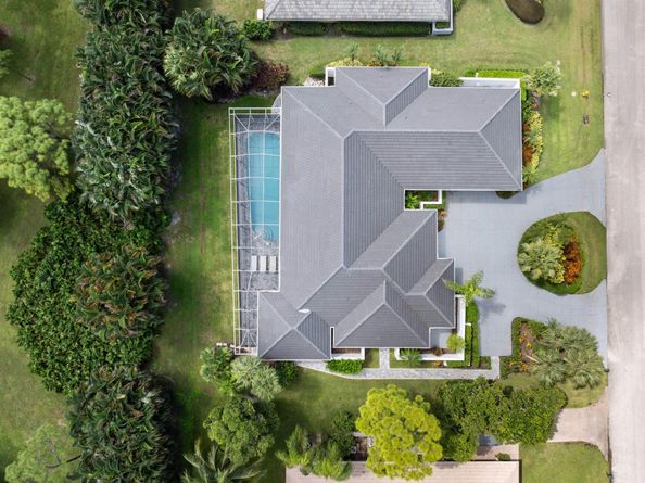 17 Surrey Road, Palm Beach Gardens FL 33418