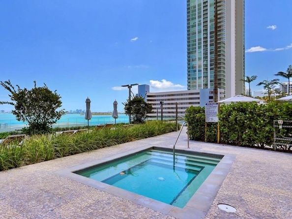 650 NE 32nd St 4307, Miami FL 33137